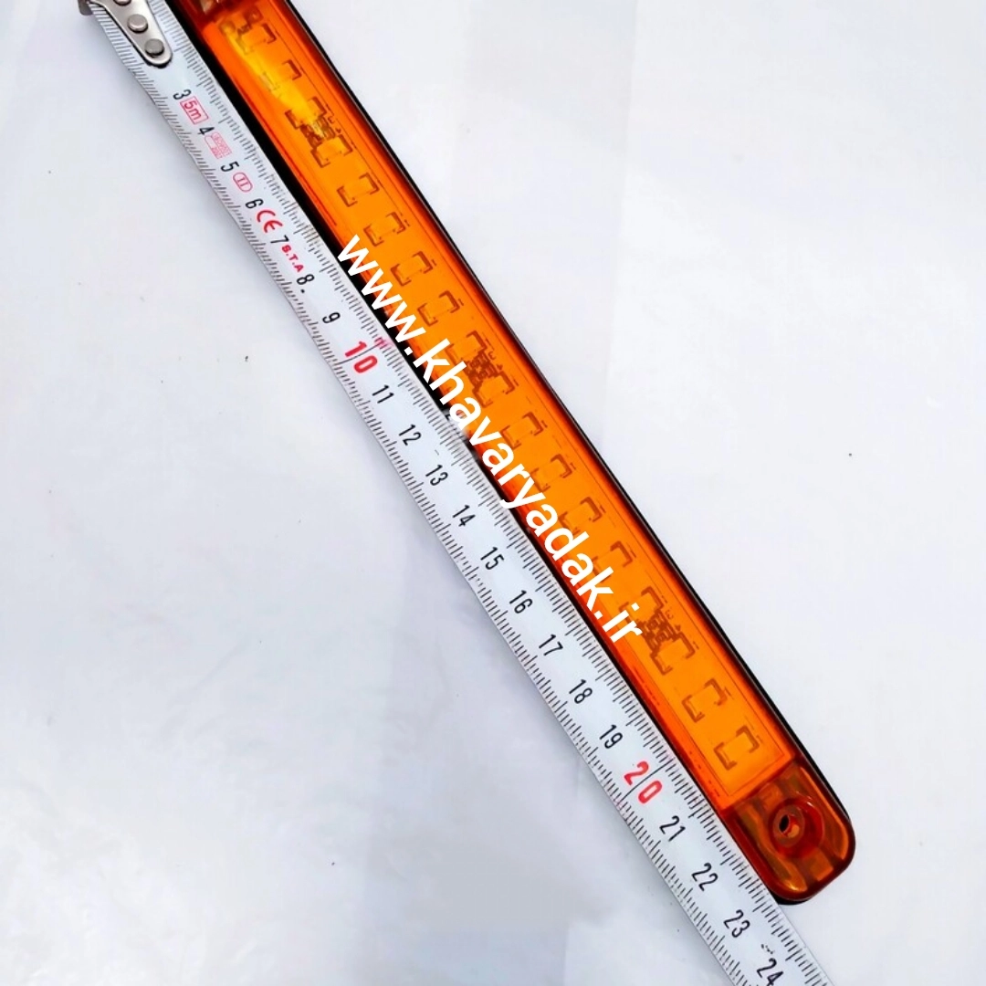 چراغ بغل نارنجی 24 ولت نور ثابت با کفشک لاستیکی عایق و ضد خش دارای 18 smd  مناسب نصب در ماشین های سنگین